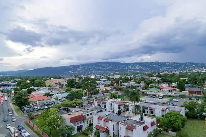 Apartment With Roof Top Pool. Kingston 0*,  Jamaica