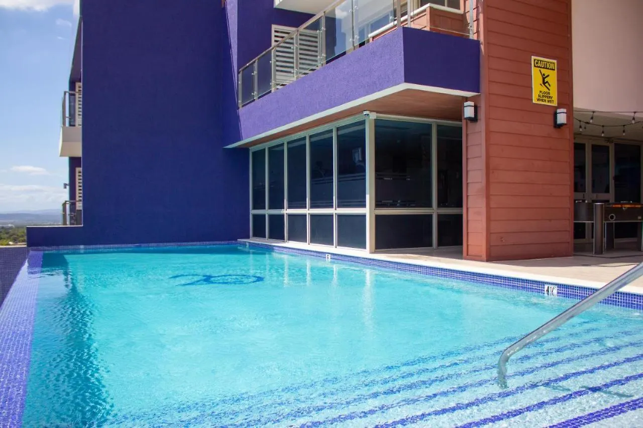 Apartment With Roof Top Pool. Kingston Jamaica